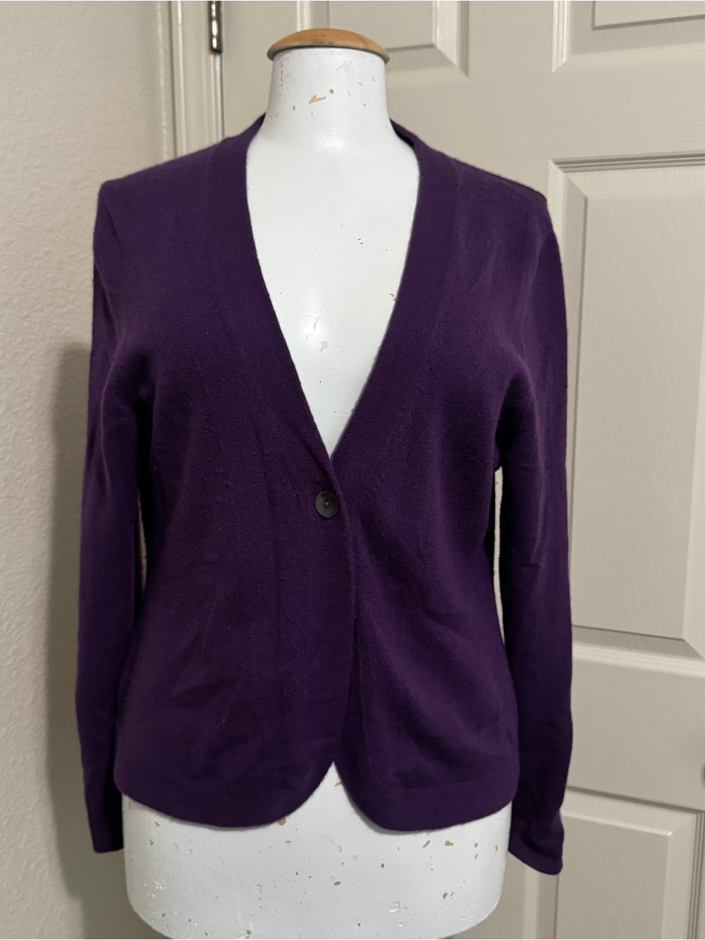 Cashmere by Charter Club 100% Cashmere Purple V-Neck single Button Cardigan L